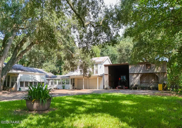 Photo 2 of Single family home for sale at 667 Soldier Rd, Rayne, LA 70578 | MLS# 24006045 | Listing updated on 2026-10-08