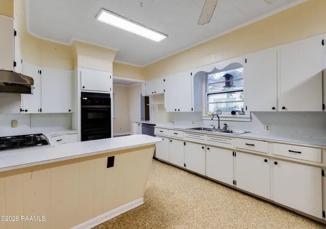 Photo 3 of Single family home for sale at 510 Cedar Crst Ct, Lafayette, LA 70501 | MLS# 2600006218 | Listing updated on 2026-07-28