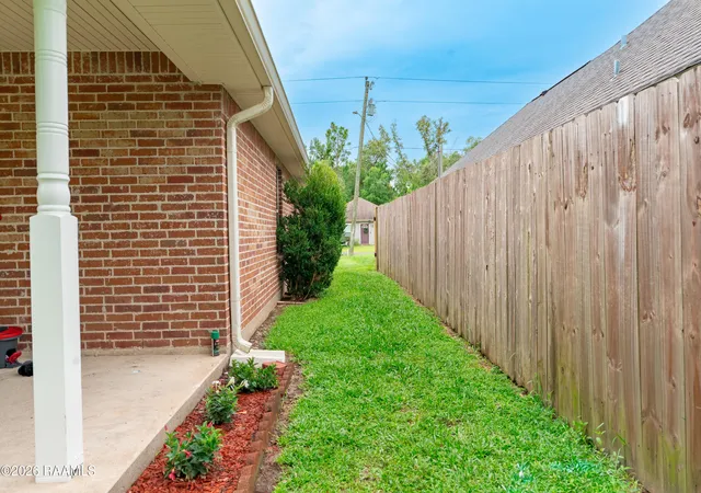 14th image of 572 Ethel Dr, Lake Charles, LA 70611 | MLS# 2600006500