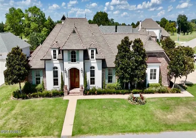 Photo 1 of Single family home for sale at 1001 The Lake Dr, Broussard, LA 70518 | MLS# 2500003117 | Listing updated on 2026-09-22