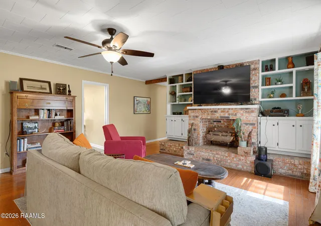 Photo 3 of Sale Pending at 353 Sunset Strip, Sunset, LA 70584 | MLS# 2600005713 | Listing updated on 2026-08-27