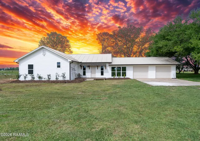 Homes for sale in Basile, LA | 128 Neumeyer Ln, Basile, LA 70515 | MLS# 2600002906