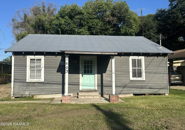 2nd image of 1716 12th St, Lafayette, LA 70501 | MLS# 2600002861