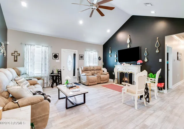 Photo 3 of Single family home for sale at 114 Wildflower Ln, Opelousas, LA 70570 | MLS# 2600002668 | Listing updated on 2026-08-07