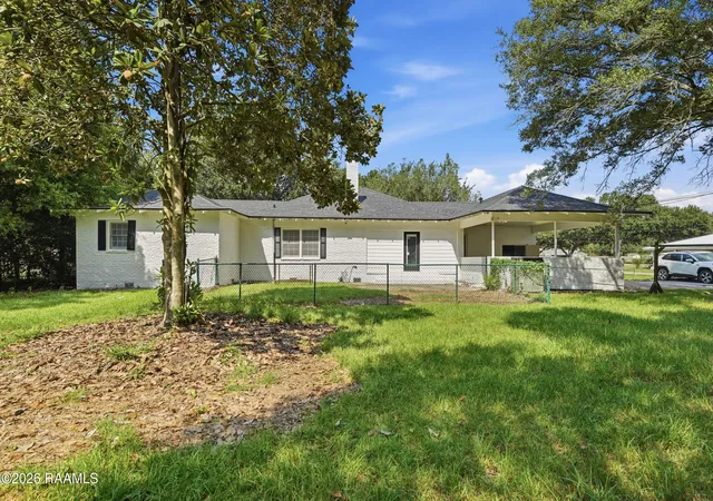 Photo 18 of Sale Pending at 4000 Dalbor St, Jeanerette, LA 70544 | MLS# 2600007908 | Listing updated on 2026-09-01
