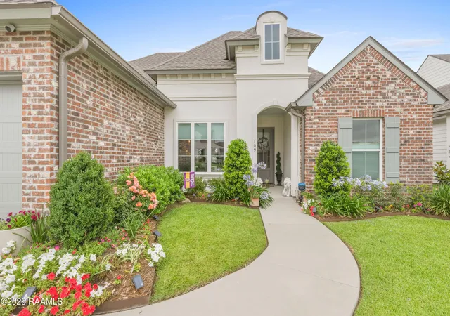 2nd image of 109 Amsterdam Ave, Youngsville, LA 70592 | MLS# 2600004495