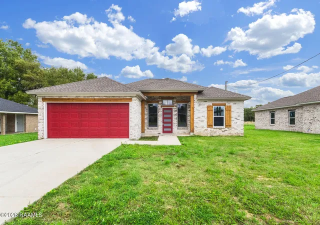 1st image of 189 Garnet Dr, Opelousas, LA 70570 | MLS# 2600002632