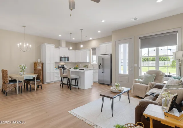 Photo 3 of Single family home for sale at 206 Silver Star Ct, Broussard, LA 70518 | MLS# 2600008132 | Listing updated on 2026-08-29