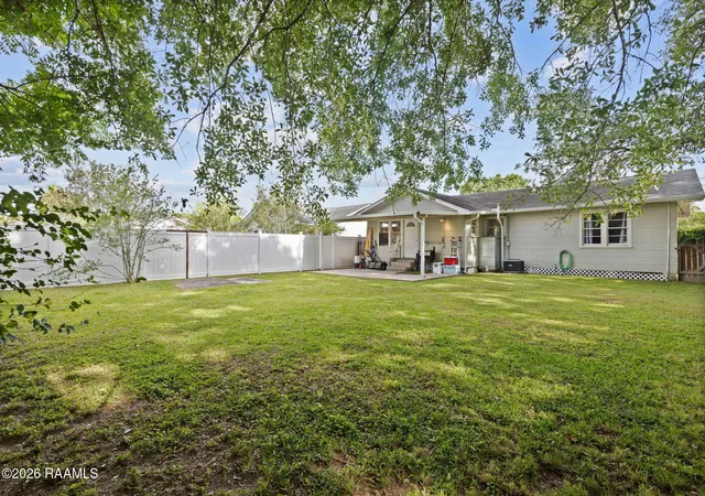 Homes for sale in Abbeville, LA | 605 Old Kaplan Hwy, Abbeville, LA 70510 | MLS# 2600003678
