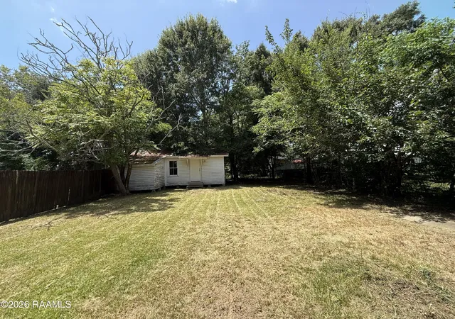 Photo 10 of Sale Pending at 1112 S Ave F, Crowley, LA 70526 | MLS# 2600007642 | Listing updated on 2026-08-18