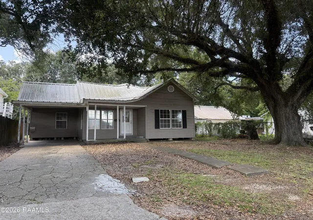 Photo 1 of Sale Pending at 1112 S Ave F, Crowley, LA 70526 | MLS# 2600007642 | Listing updated on 2026-08-18