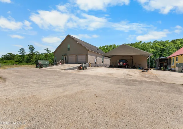 Homes for sale in Maurepas, LA | 23396 Chene Blanc Ln, Maurepas, LA 70449 | MLS# 2600006188