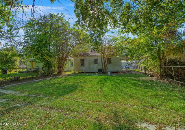 Listing Photo 2 - Condo for sale in building located at 713th St Jude Ave, New Iberia, LA 70560 - Unit #