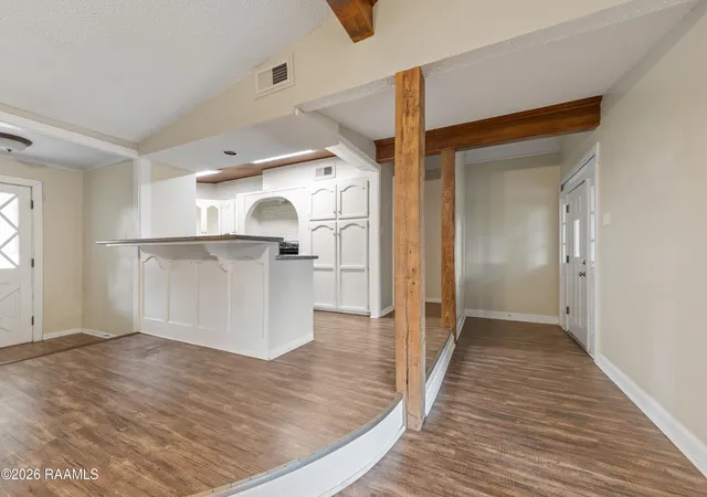 Photo 4 of Single family home for sale at 103 Westchester Dr, Lafayette, LA 70506 | MLS# 2600007370 | Listing updated on 2026-09-09