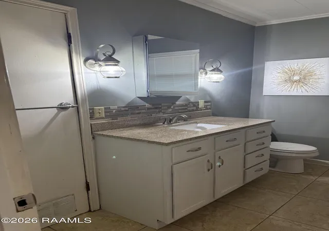 Photo 3 of Single family home for sale at 414 Oaklawn Ave, Lafayette, LA 70506 | MLS# 2600003059 | Listing updated on 2026-09-14