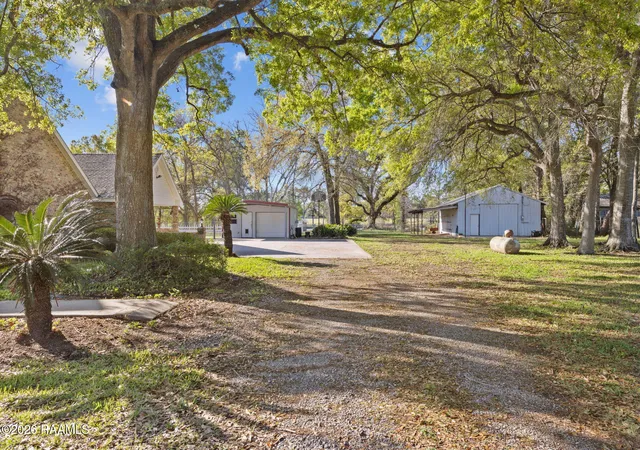 Photo 4 of Single family home for sale at 7733 La 87, Jeanerette, LA 70544 | MLS# 2600002161 | Listing updated on 2026-08-13