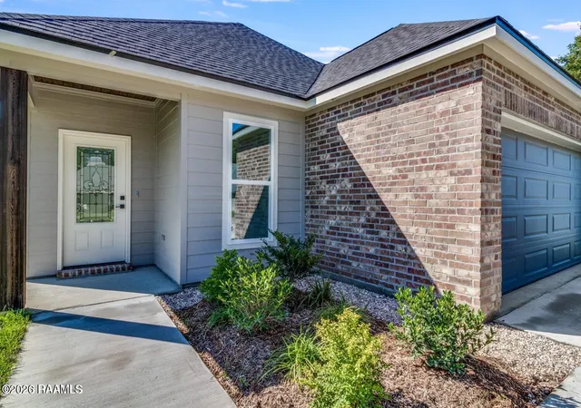2nd image of 339 Saint Matthias Dr, Carencro, LA 70520 | MLS# 2600006617