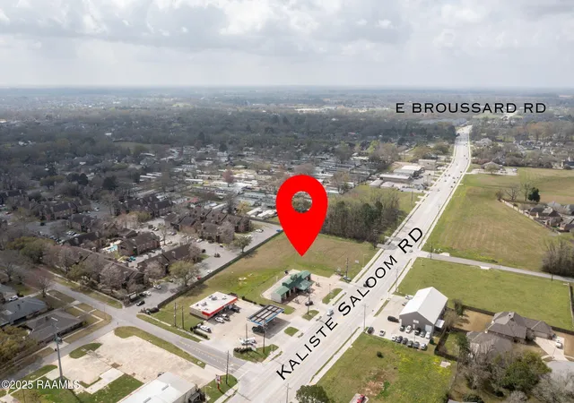 Land for sale at 3015 Kaliste Saloom Rd, Lafayette, LA 70508 | MLS# 2020021449