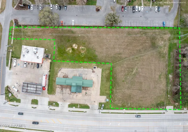 Photo 3 of Land for sale at 3015 Kaliste Saloom Rd, Lafayette, LA 70508 | MLS# 2020021449 | Listing updated on 2026-09-10