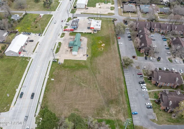 Photo 4 of Land for sale at 3015 Kaliste Saloom Rd, Lafayette, LA 70508 | MLS# 2020021449 | Listing updated on 2026-09-10