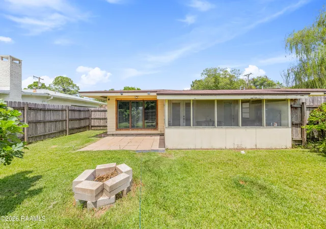 Photo 30 of Single family home for sale at 301 Kathryn St, New Iberia, LA 70560 | MLS# 2600007156 | Listing updated on 2026-08-07