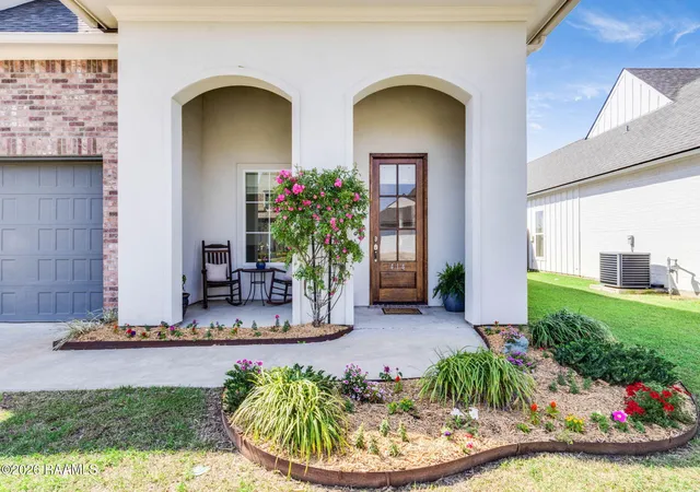 2nd image of 414 Sandy Bay Dr, Broussard, LA 70518 | MLS# 2600002498