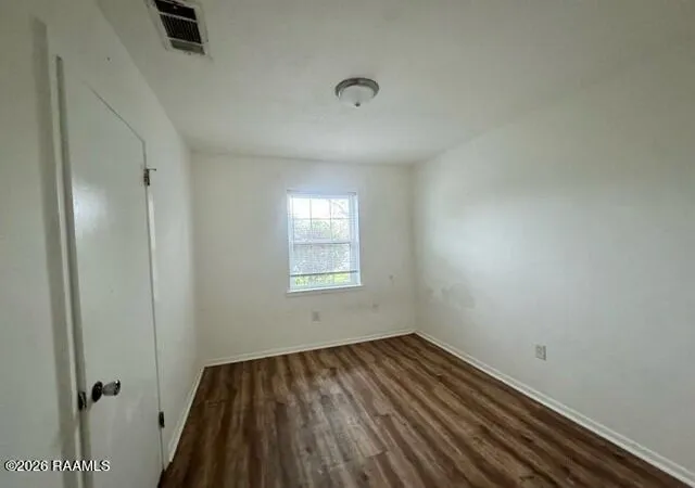 Photo 4 of Single family home for sale at 5176 Mount Revarb Dr, Marrero, LA 70072 | MLS# 2600005906 | Listing updated on 2026-09-30