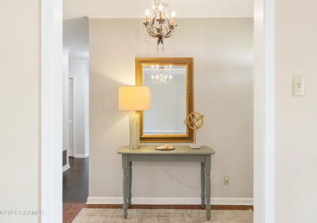 4th image of 101 S Arlington Dr, Lafayette, LA 70503 | MLS# 2600005943