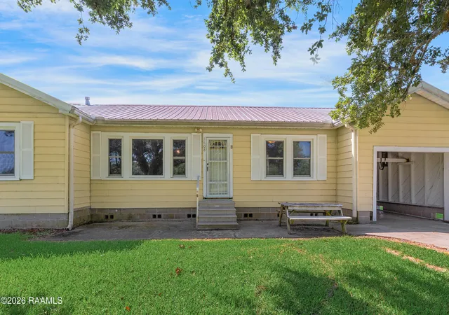 3rd image of 1608 Bethia St, Franklin, LA 70538 | MLS# 2600006354