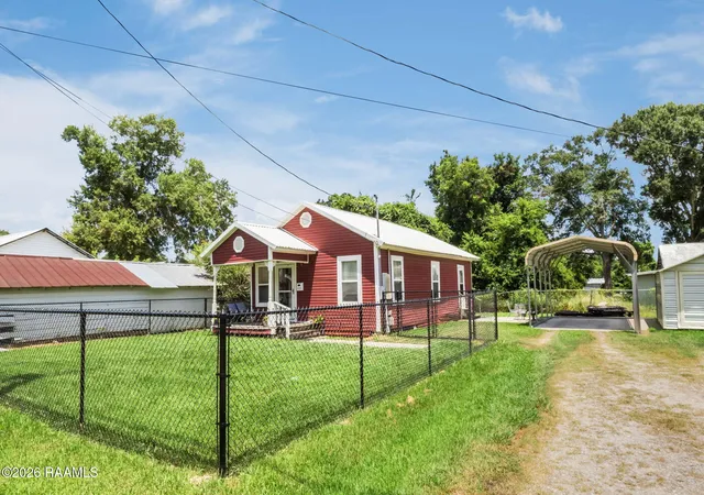 Photo 13 of Sale Pending at 309 E East, Rayne, LA 70578 | MLS# 2600006951 | Listing updated on 2026-09-05