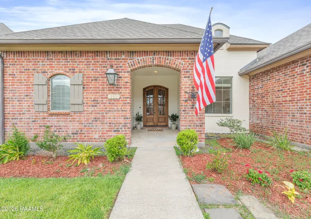 Photo 3 of Single family home for sale at 111 Spring View Dr, Youngsville, LA 70592 | MLS# 2600005453 | Listing updated on 2026-09-14