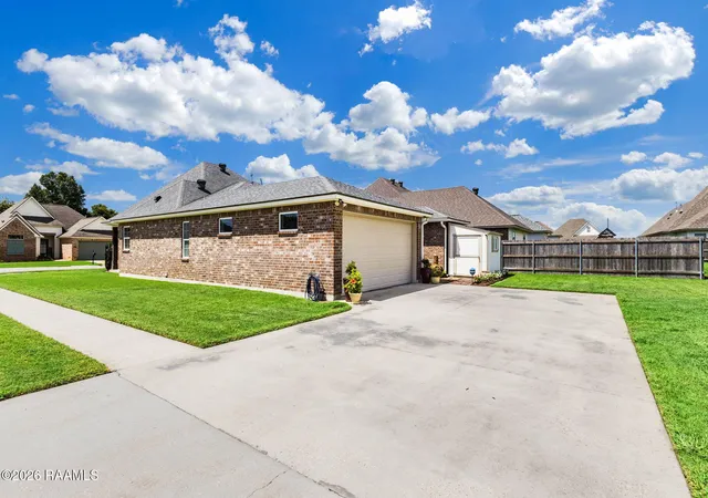 Photo 27 of Sale Pending at 107 Ella Hl, Maurice, LA 70555 | MLS# 2600007221 | Listing updated on 2026-08-27