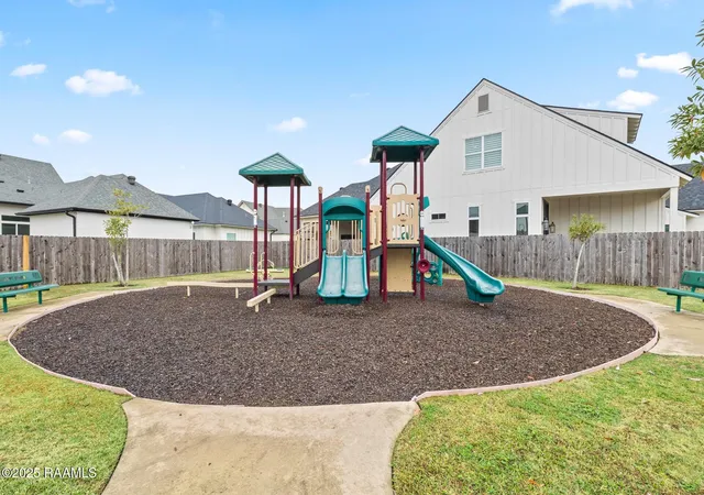 34th image of 116 Orchard Park Ave, Lafayette, LA 70508 | MLS# 2500006495