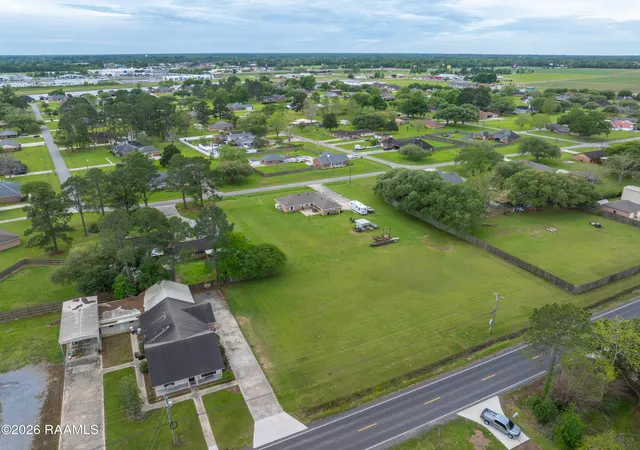 4th image of 2396 Rees Street Ext, Breaux Bridge, LA 70517 | MLS# 2600002780