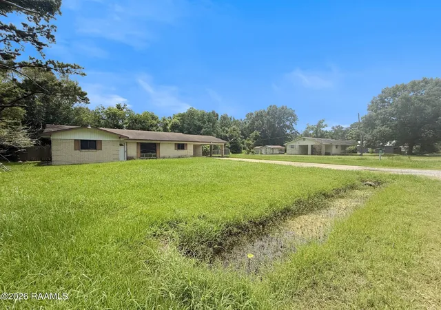 Homes for sale in Lawtell, LA | 197 Daine Dr, Lawtell, LA 70550 | MLS# 2600005918