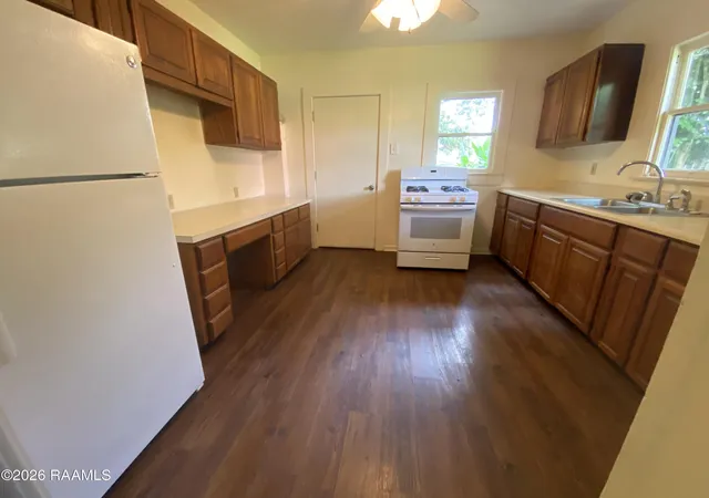 3rd image of 505 & 507 Cedar Crest Ct, Lafayette, LA 70501 | MLS# 2600006305