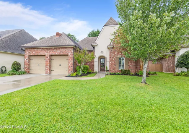 2nd image of 301 Herbsaint Dr, Youngsville, LA 70592 | MLS# 2600007364