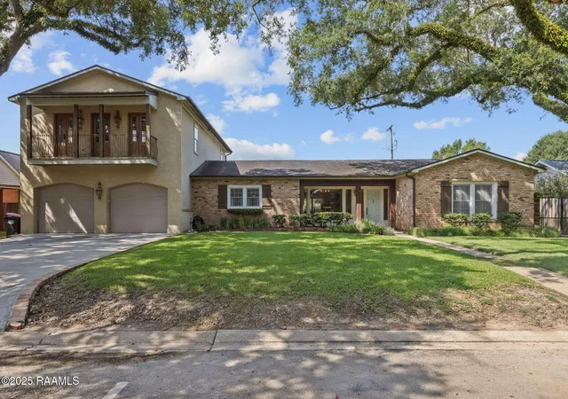 1st image of 128 Oakview Blvd, Lafayette, LA 70503 | MLS# 2500001965