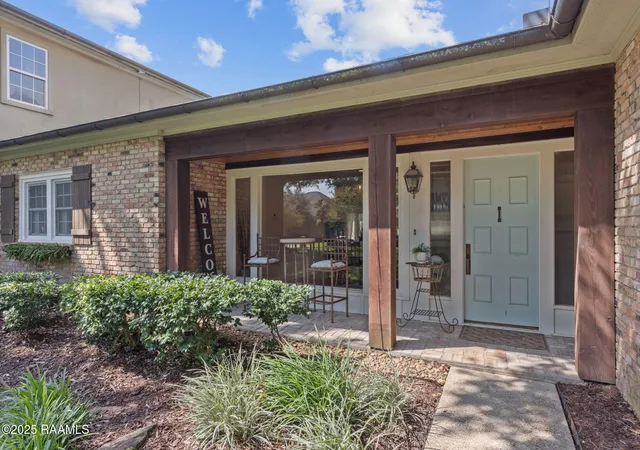 2nd image of 128 Oakview Blvd, Lafayette, LA 70503 | MLS# 2500001965
