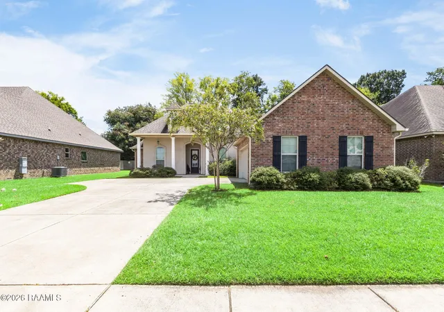 1st image of 113 Bowen Ln, Broussard, LA 70518 | MLS# 2600006892