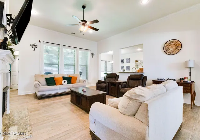 image of 113 Bowen Ln, Broussard, LA 70518 | MLS# 2600006892