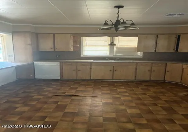 Photo 3 of Single family home for sale at 415 Findale Dr, Crowley, LA 70526 | MLS# 2600006910 | Listing updated on 2026-07-27