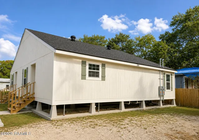 12th image of 210 D St #A-B, Rayne, LA 70578 | MLS# 2600006615