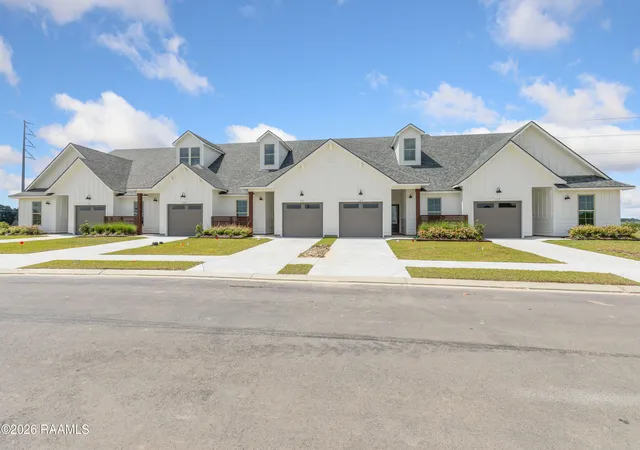 3rd image of 111 Maplebrook Wy, Youngsville, LA 70592 | MLS# 2600002553