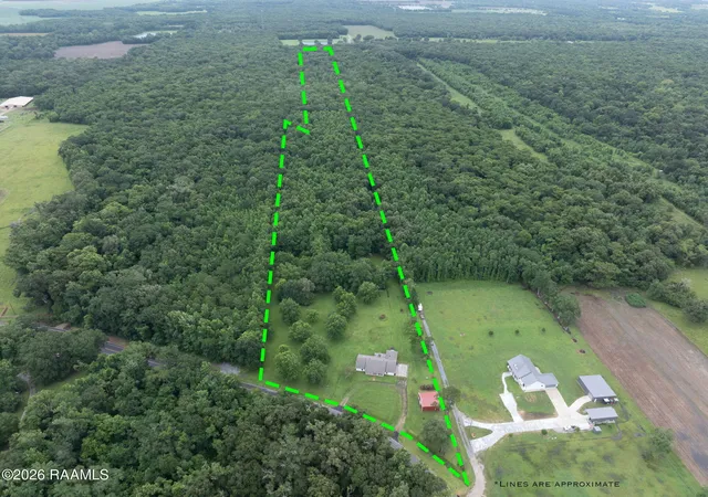 2nd image of 2102 La 1252, Carencro, LA 70520 | MLS# 2600005152