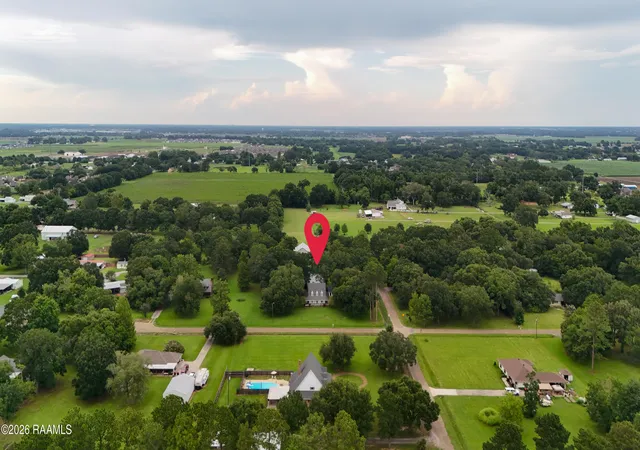 Homes for sale in Youngsville, LA | 200 Betsy Ross Dr, Youngsville, LA 70592 | MLS# 2600005102