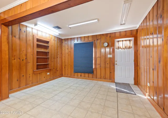 Homes for sale in New Iberia, LA | 1720 Iberia St, New Iberia, LA 70560 | MLS# 2600005547