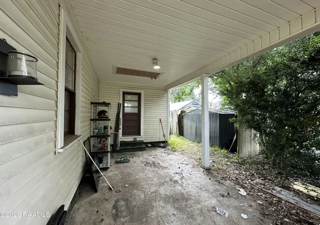 Photo 3 of Single family home for sale at 208 Belle Dame Dr, Lafayette, LA 70506 | MLS# 2600006542 | Listing updated on 2026-08-04