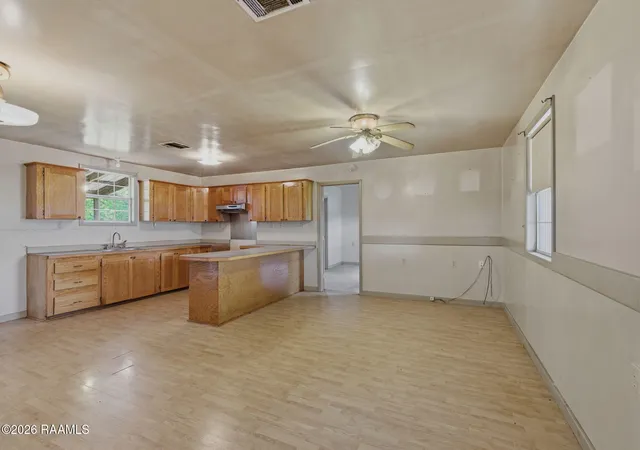 Homes for sale in Mermentau, LA | 402 Fruge St, Mermentau, LA 70556 | MLS# 2600003081