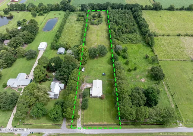 image of 3308 Dutil Rd, Abbeville, LA 70510 | MLS# 2600006713